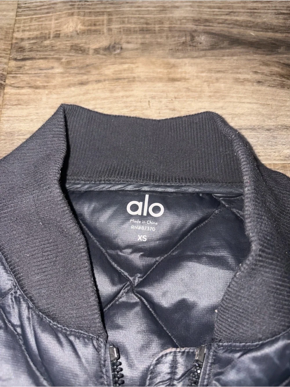 ALO Yoga Idol Bomber After Yoga Jacket Black PufferJacket
